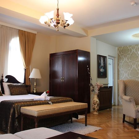 Villa Alexander Skopje Exterior photo
