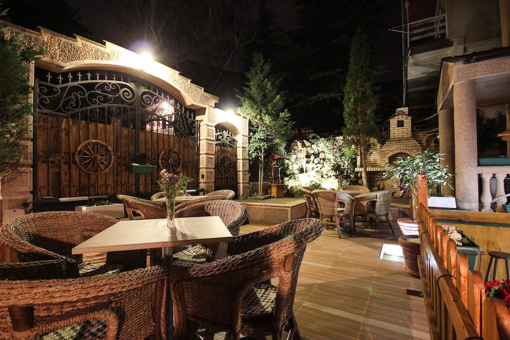 Villa Alexander Skopje Exterior photo